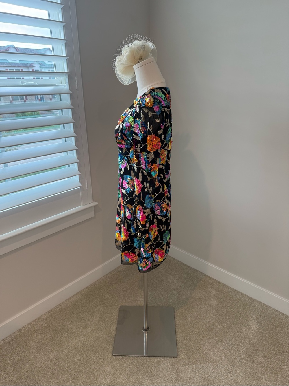 Black Sequin Floral V-Neck Long Sleeve Mini Dress - Picture 5 of 8